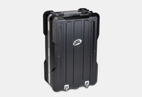 The case is designed for a maximum pack volume of 196 liters.